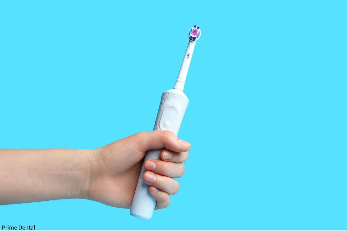 electric-vs-manual-toothbrush-which-is-better